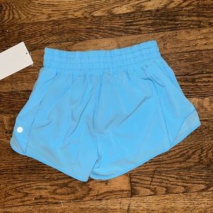 Lululemon Hotty Hot HR NWT